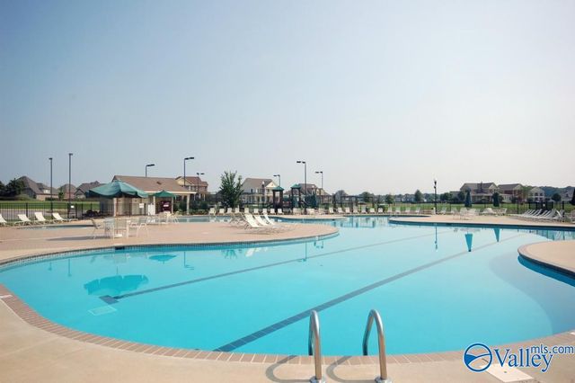 8 Crimson Cloud SW, Huntsville, AL 35824