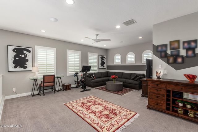 3251 E BRYCE Lane, Phoenix, AZ 85050