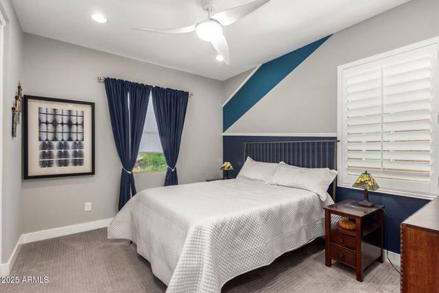 3251 E BRYCE Lane, Phoenix, AZ 85050