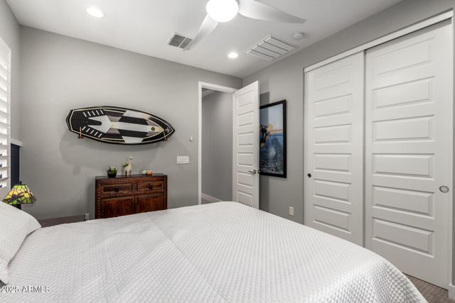 3251 E BRYCE Lane, Phoenix, AZ 85050