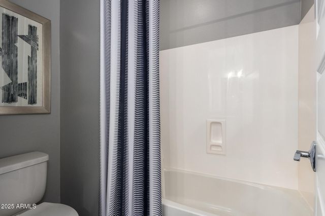 3251 E BRYCE Lane, Phoenix, AZ 85050