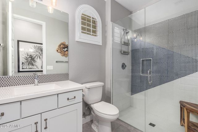 3251 E BRYCE Lane, Phoenix, AZ 85050