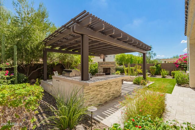 3251 E BRYCE Lane, Phoenix, AZ 85050