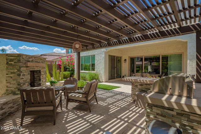 3251 E BRYCE Lane, Phoenix, AZ 85050