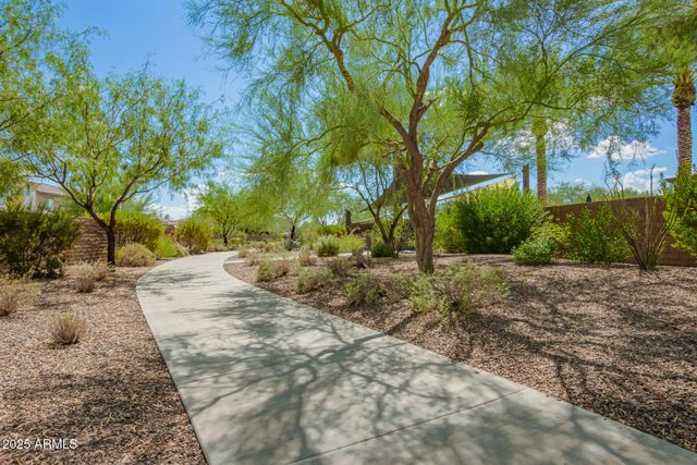 3251 E BRYCE Lane, Phoenix, AZ 85050