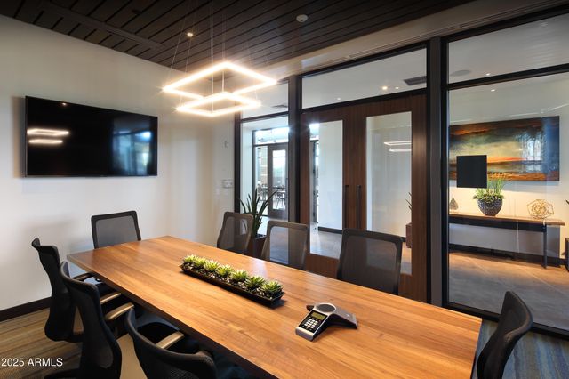 3251 E BRYCE Lane, Phoenix, AZ 85050