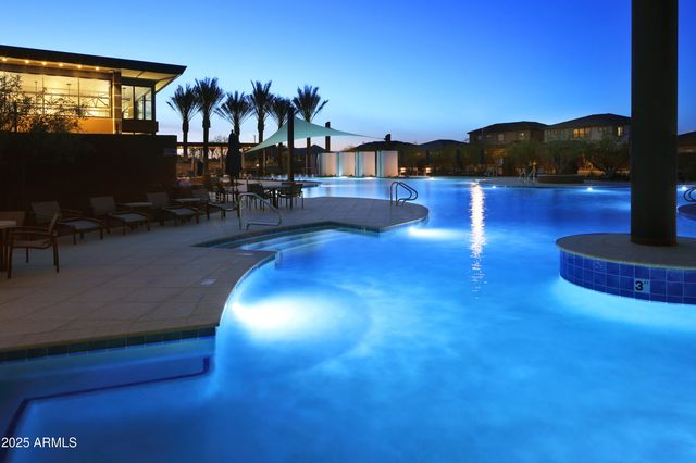 3251 E BRYCE Lane, Phoenix, AZ 85050