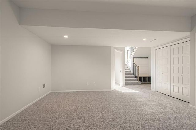 1026 Jasmine Drive, Liberty, MO 64068