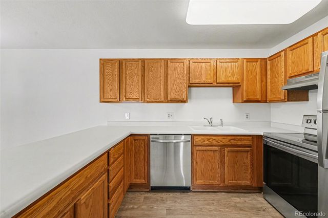 13085 W Cedar Drive 111, Lakewood, CO 80228