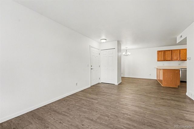 13085 W Cedar Drive 111, Lakewood, CO 80228