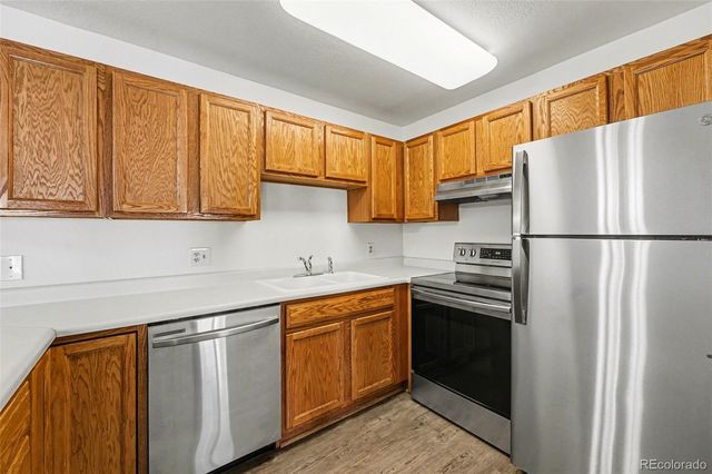 13085 W Cedar Drive 111, Lakewood, CO 80228