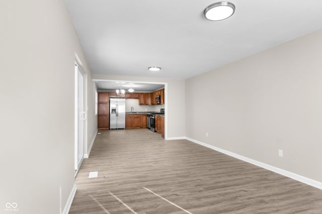 8949 S McGray Drive, Pendleton, IN 46064