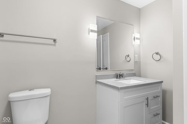 8949 S McGray Drive, Pendleton, IN 46064