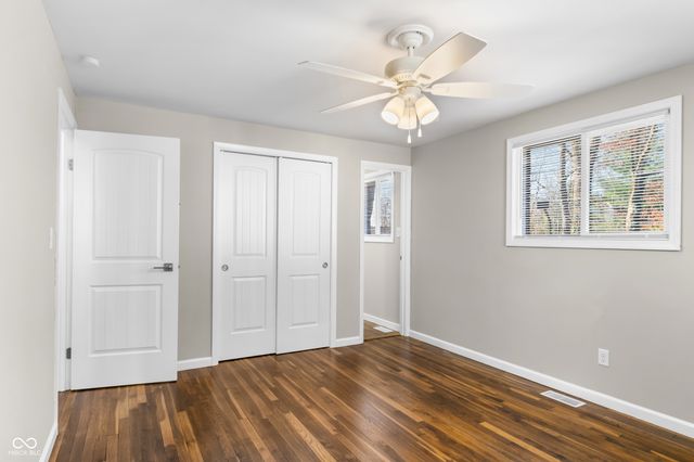 8949 S McGray Drive, Pendleton, IN 46064