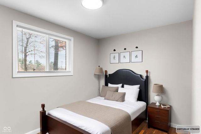 8949 S McGray Drive, Pendleton, IN 46064