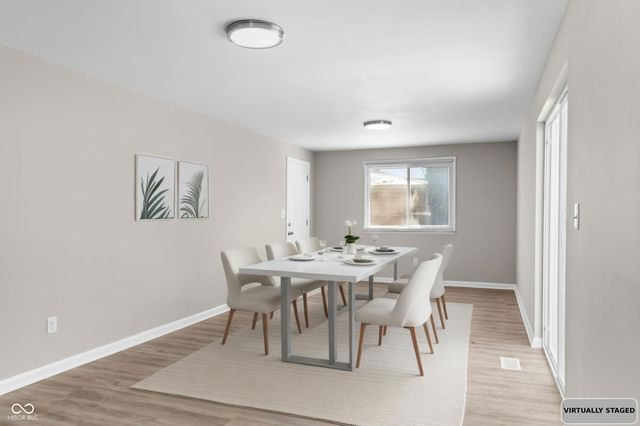 8949 S McGray Drive, Pendleton, IN 46064