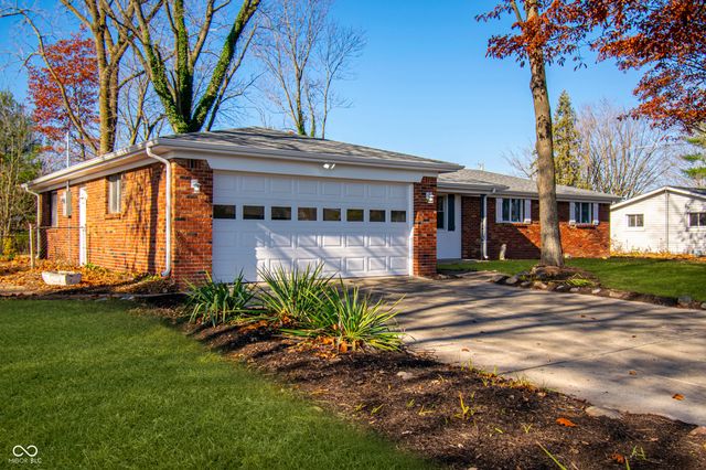 8949 S McGray Drive, Pendleton, IN 46064