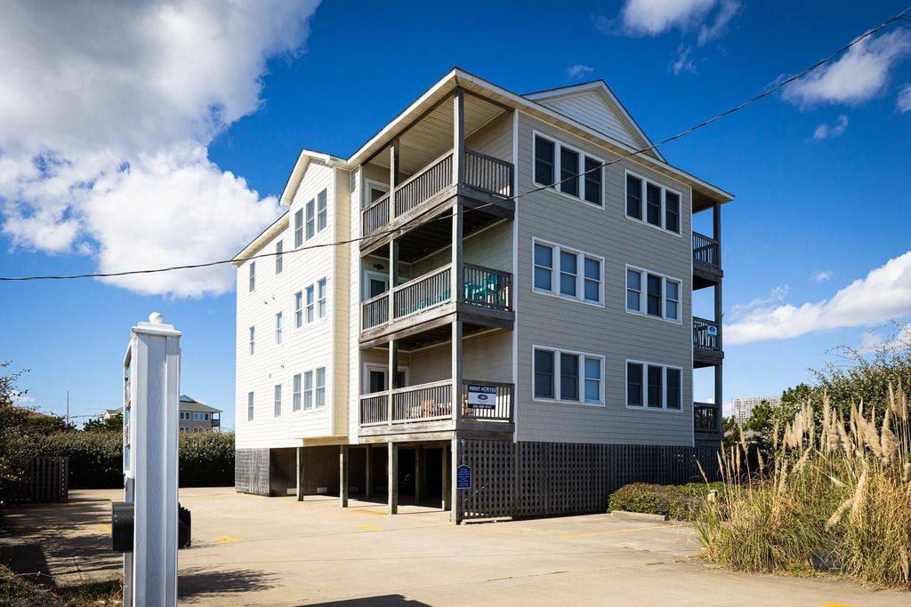 Image 1 of property listing at 2016 S Virginia Dare Trail Unit 301, Kill Devil Hills, NC 27948