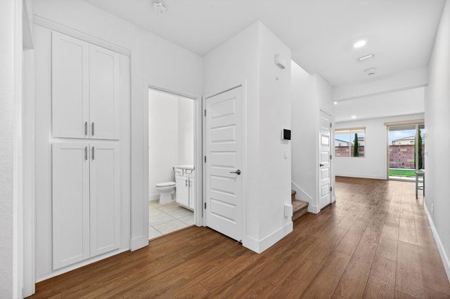 12021 Tiresias Way, Rancho Cordova, CA 95742