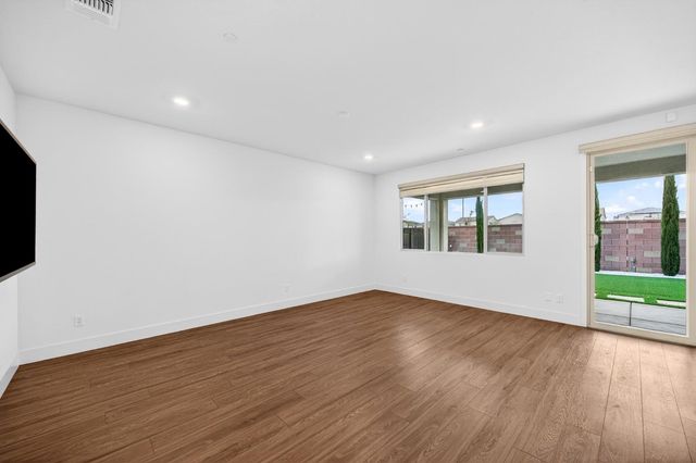 12021 Tiresias Way, Rancho Cordova, CA 95742