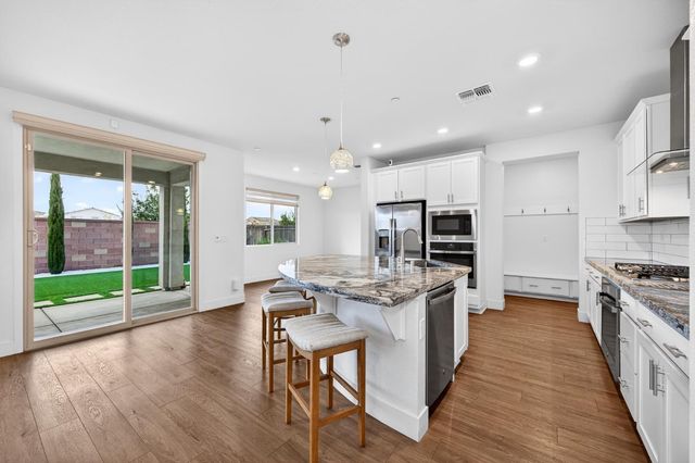 12021 Tiresias Way, Rancho Cordova, CA 95742