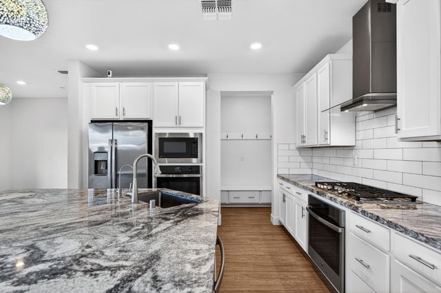 12021 Tiresias Way, Rancho Cordova, CA 95742