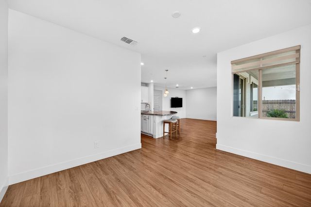 12021 Tiresias Way, Rancho Cordova, CA 95742