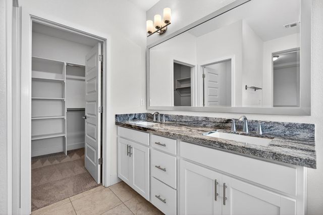 12021 Tiresias Way, Rancho Cordova, CA 95742