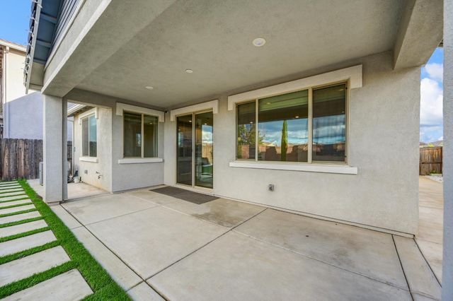 12021 Tiresias Way, Rancho Cordova, CA 95742