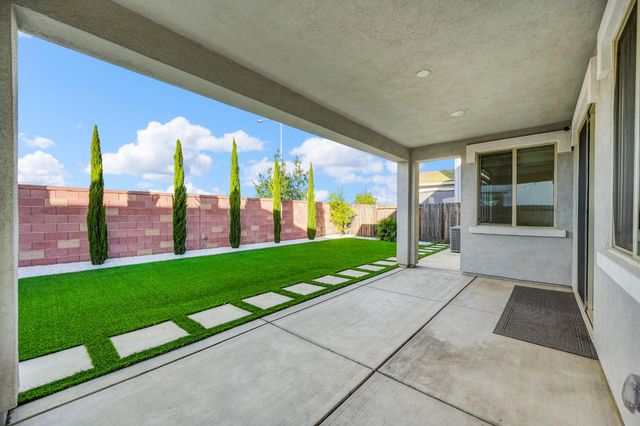 12021 Tiresias Way, Rancho Cordova, CA 95742