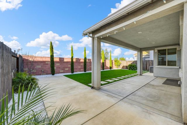 12021 Tiresias Way, Rancho Cordova, CA 95742