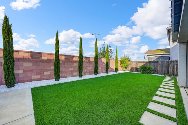 12021 Tiresias Way, Rancho Cordova, CA 95742