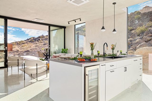 1824 Mountain Shadow Road, Joshua Tree, CA 92252