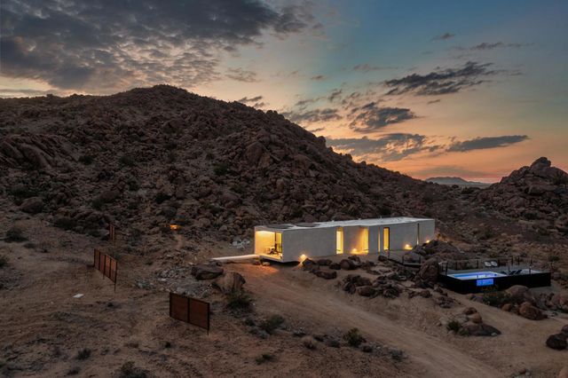 1824 Mountain Shadow Road, Joshua Tree, CA 92252