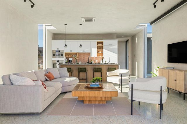 1824 Mountain Shadow Road, Joshua Tree, CA 92252