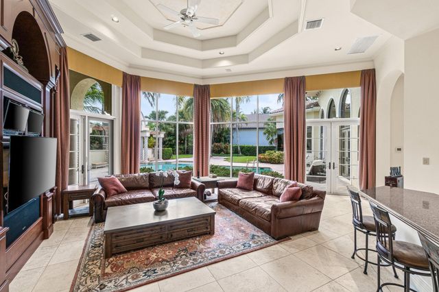 5590 Vintage Oaks Terrace, Delray Beach, FL 33484