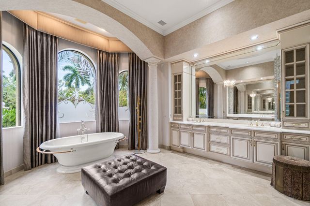 5590 Vintage Oaks Terrace, Delray Beach, FL 33484