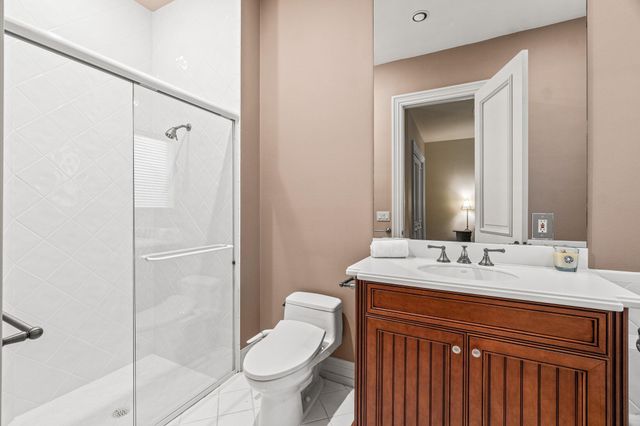 5590 Vintage Oaks Terrace, Delray Beach, FL 33484