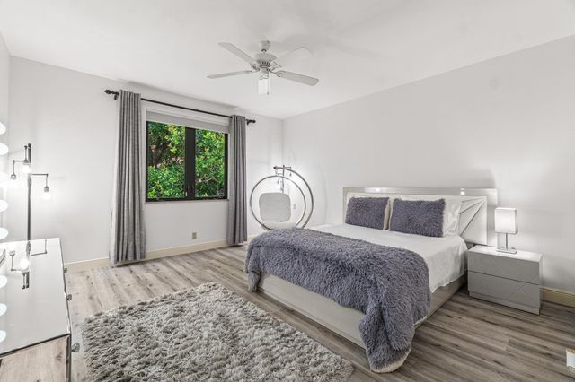 5590 Vintage Oaks Terrace, Delray Beach, FL 33484