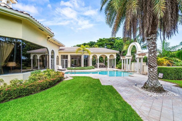 5590 Vintage Oaks Terrace, Delray Beach, FL 33484