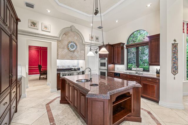 5590 Vintage Oaks Terrace, Delray Beach, FL 33484