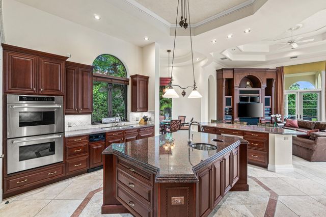 5590 Vintage Oaks Terrace, Delray Beach, FL 33484