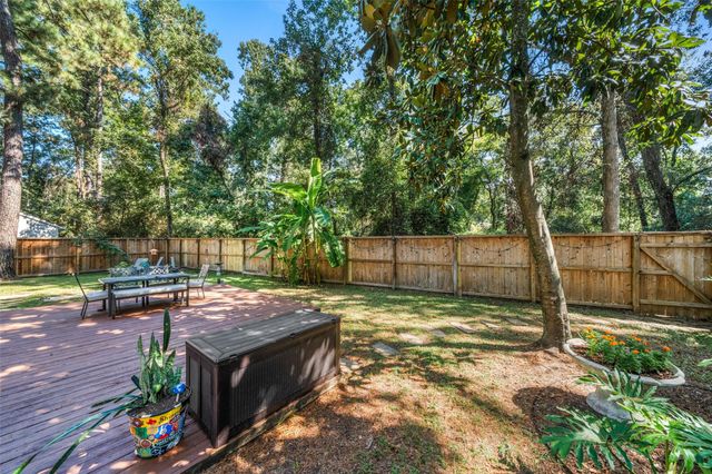 215 E Rainbow Ridge Circle, Spring, TX 77381