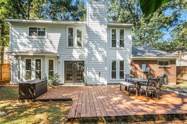 215 E Rainbow Ridge Circle, Spring, TX 77381