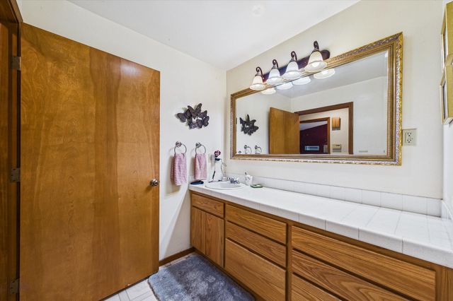 4677 Mitchell Road, Eureka, CA 95503