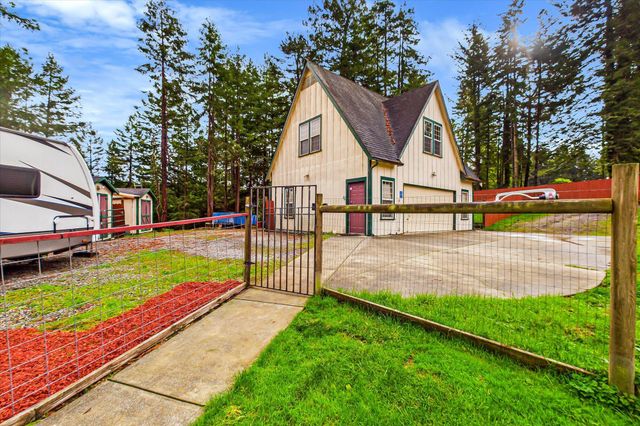 4677 Mitchell Road, Eureka, CA 95503