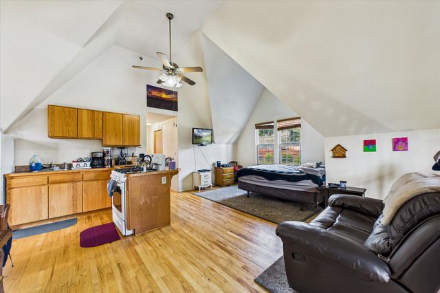 4677 Mitchell Road, Eureka, CA 95503