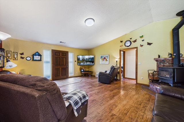 4677 Mitchell Road, Eureka, CA 95503