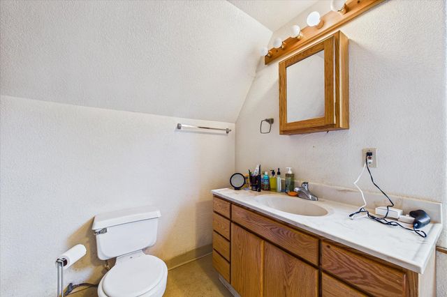 4677 Mitchell Road, Eureka, CA 95503