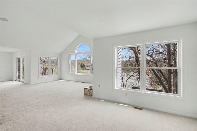 542 Heritage Drive, Ann Arbor, MI 48105